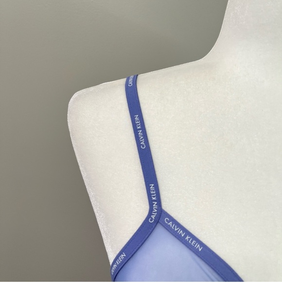 Calvin Klein Sheer Marquisette Lace Unlined Demi Bra - Picture 2 of 9